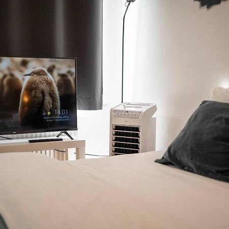 Superb 3 Bedroom & 3 Bathroom Duplex In Brussels City Centre Bagian luar foto