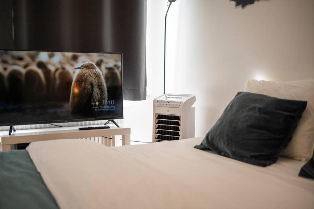 Superb 3 Bedroom & 3 Bathroom Duplex In Brussels City Centre Bagian luar foto
