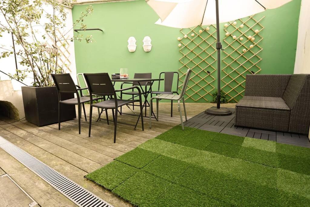 Superb 3 Bedroom & 3 Bathroom Duplex In Brussels City Centre Bagian luar foto