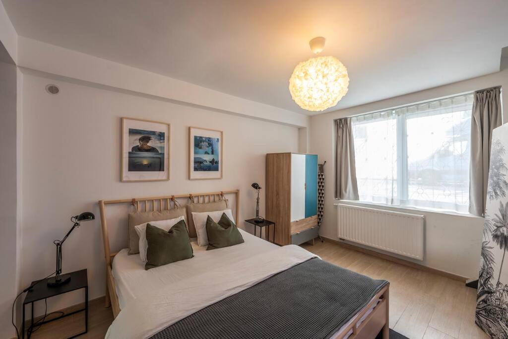 Superb 3 Bedroom & 3 Bathroom Duplex In Brussels City Centre Bagian luar foto