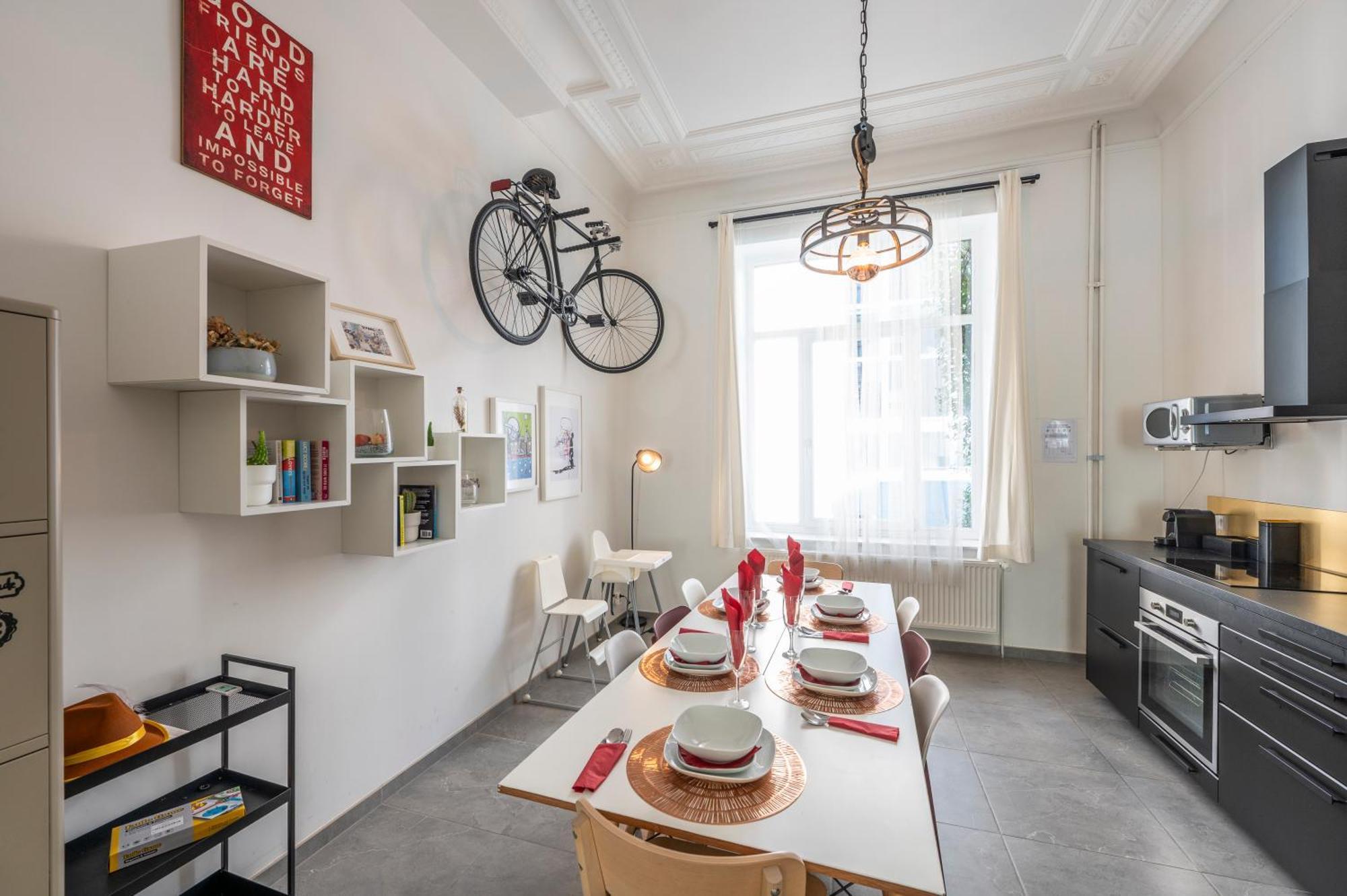 Superb 3 Bedroom & 3 Bathroom Duplex In Brussels City Centre Bagian luar foto