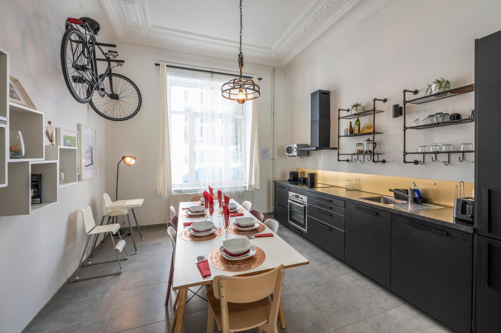 Superb 3 Bedroom & 3 Bathroom Duplex In Brussels City Centre Bagian luar foto